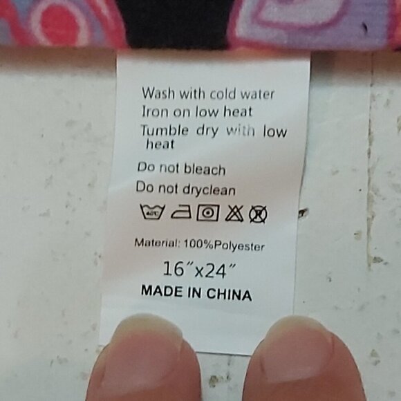 16" x 24" 100% Polyester Animal Crossing Character Pillow Case - Picture 3 of 3